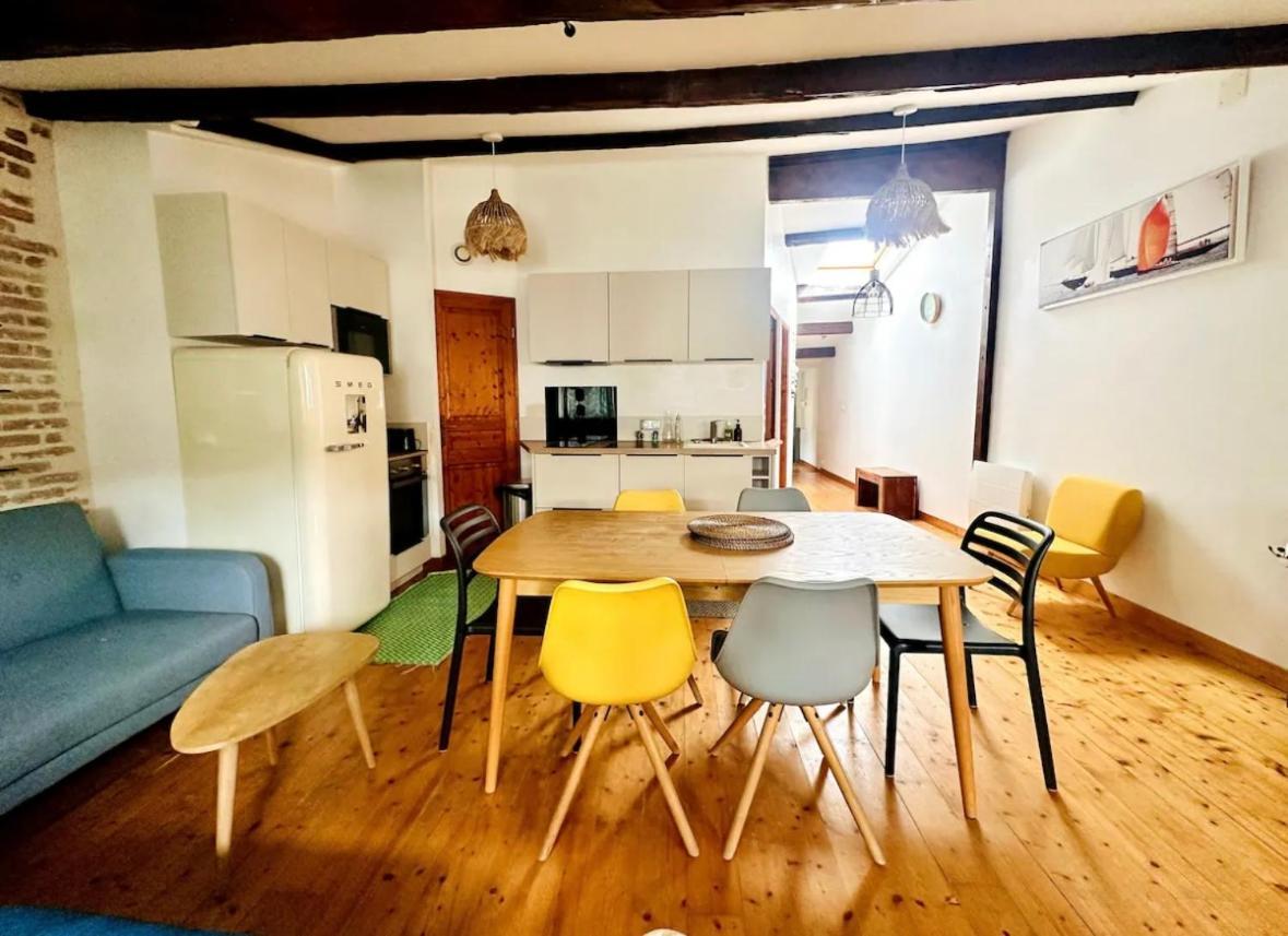 Appartement 3 Pieces Sur Le Vieux Port, Plein Centre La Rochelle  Exterior foto